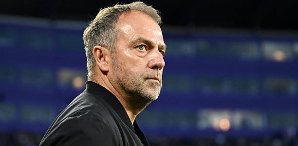 نظام فليك الدفاعي المتقدم مع برشلونة في مرمى الانتقادات